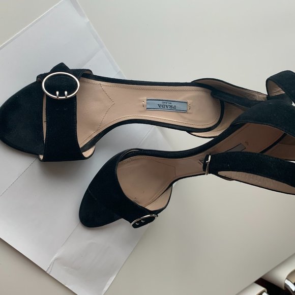 Prada Black Suede sandal with ankle strap - Picture 11 of 14
